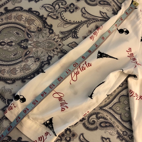 Top - Picture 4 of 9